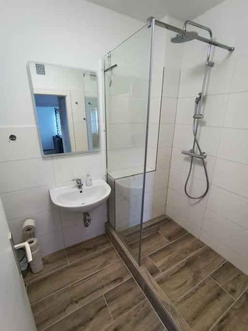 Comfortable Apartment With Balcony Bochum Exterior foto